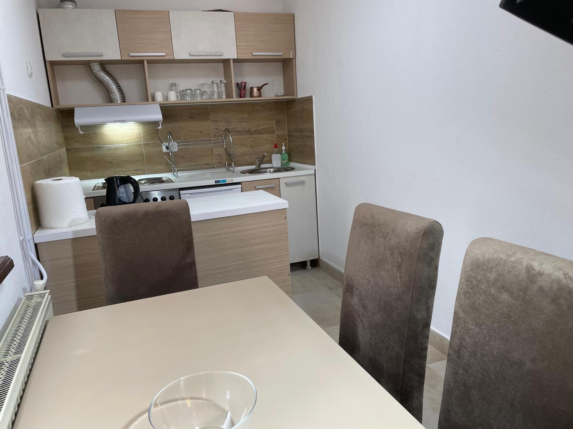 Bora Apartmani - Free Parking - City Center Вране Экстерьер фото